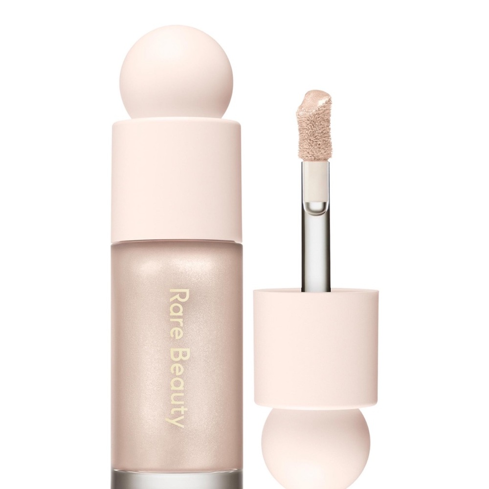 Rare Beauty highlighter - Enlighten